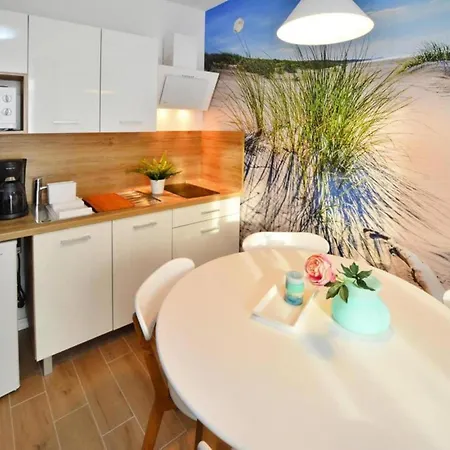 In Ko Obrzeg Near Baltic شقة كولوبرزيغ